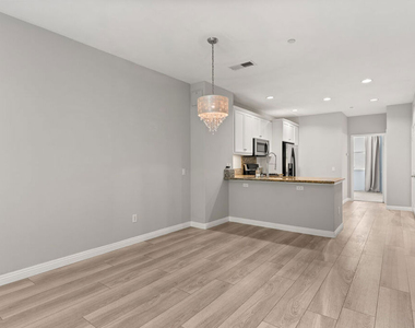 8620 S Belford - Photo Thumbnail 4