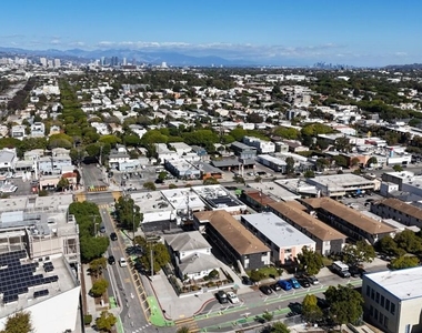1805 7th Street - Photo Thumbnail 43