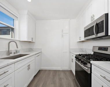 1805 7th Street - Photo Thumbnail 35