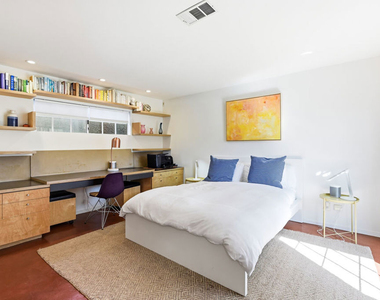 469 Sherman Avenue - Photo Thumbnail 17