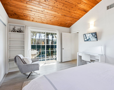 469 Sherman Avenue - Photo Thumbnail 20