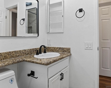 7988 Mission Center Ct - Photo Thumbnail 11