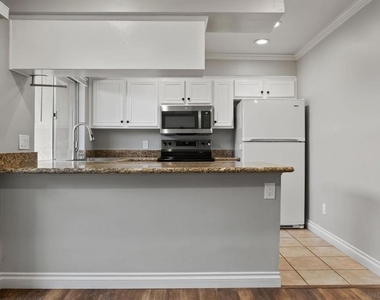 7988 Mission Center Ct - Photo Thumbnail 3