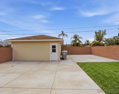 6593 Delfern St - Photo Thumbnail 23