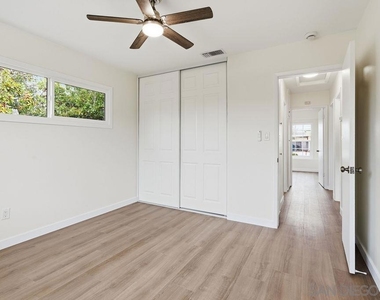 6593 Delfern St - Photo Thumbnail 11