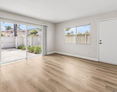 1809 Eastwood - Photo Thumbnail 6