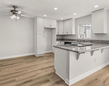 1809 Eastwood - Photo Thumbnail 3