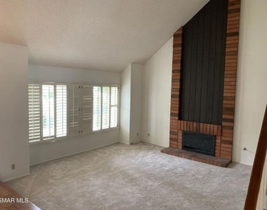 1774 Alderwood Place - Photo Thumbnail 4