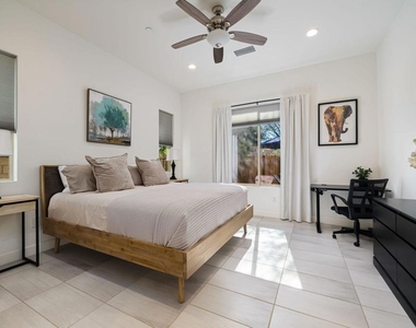 81805 Four Seasons Place - Photo Thumbnail 19