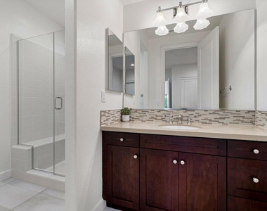 81805 Four Seasons Place - Photo Thumbnail 20