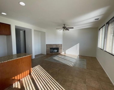 80085 Peak Forest Drive - Photo Thumbnail 2