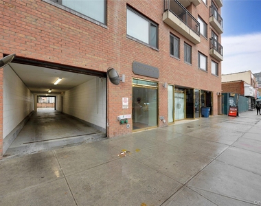 172-18 Jamaica Avenue - Photo Thumbnail 15