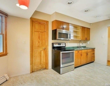 6 Willow Street - Photo Thumbnail 10