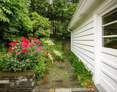 46 Barnard Avenue - Photo Thumbnail 32