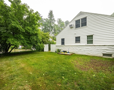 46 Barnard Avenue - Photo Thumbnail 36