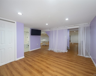 46 Barnard Avenue - Photo Thumbnail 27