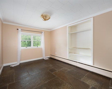 46 Barnard Avenue - Photo Thumbnail 11