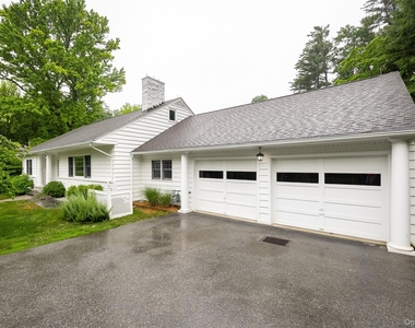 46 Barnard Avenue - Photo Thumbnail 3