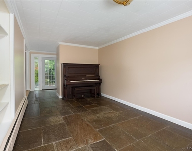 46 Barnard Avenue - Photo Thumbnail 12
