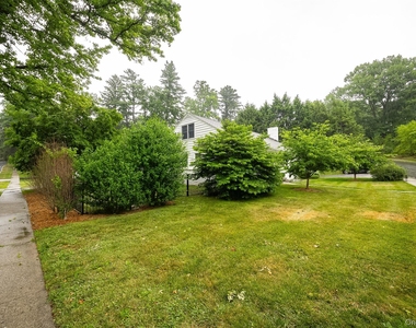 46 Barnard Avenue - Photo Thumbnail 39