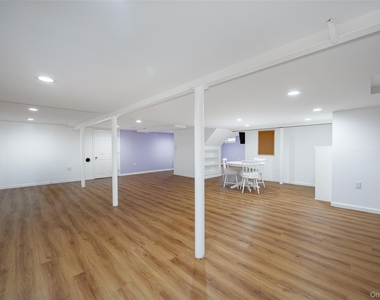 46 Barnard Avenue - Photo Thumbnail 25