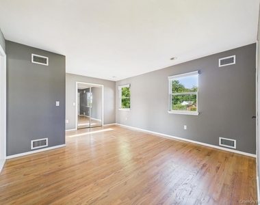 45 Willow Street - Photo Thumbnail 25