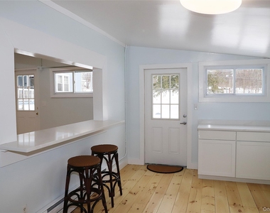 7217 Albany Post Road - Photo Thumbnail 4