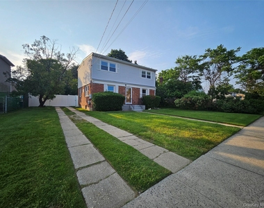 1571 Powers Avenue - Photo Thumbnail 1
