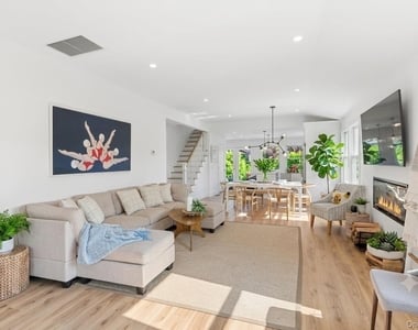 800 Dune Road - Photo Thumbnail 11