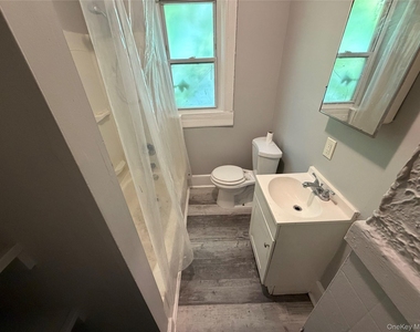 341 Mansion Street - Photo Thumbnail 6