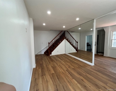 6 Alexander Place - Photo Thumbnail 11