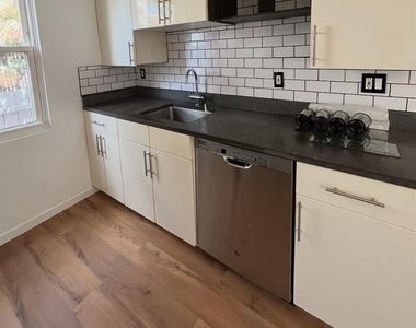 6 Alexander Place - Photo Thumbnail 15