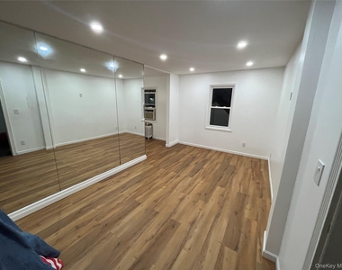 6 Alexander Place - Photo Thumbnail 9