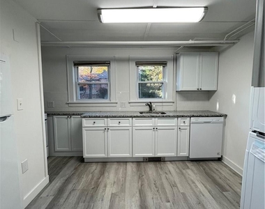 97 Murray Avenue - Photo Thumbnail 2