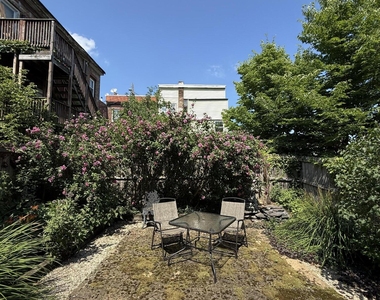 31 Elm Street - Photo Thumbnail 12