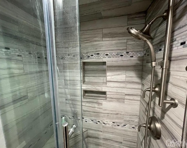 210 Runyon Avenue - Photo Thumbnail 23