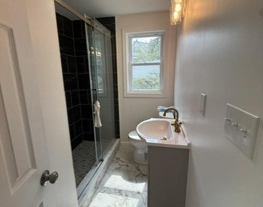 716 Hommann Avenue - Photo Thumbnail 2