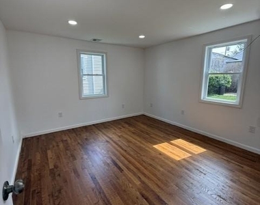716 Hommann Avenue - Photo Thumbnail 4