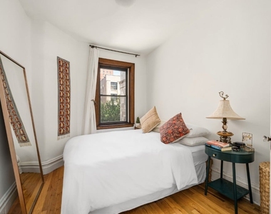 170 W 89th Street - Photo Thumbnail 3