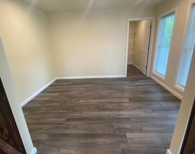 65 Woods Edge Road - Photo Thumbnail 8