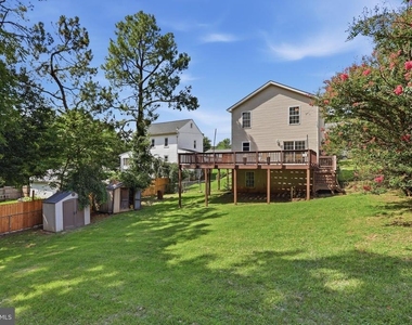 19 Fairview Avenue - Photo Thumbnail 38