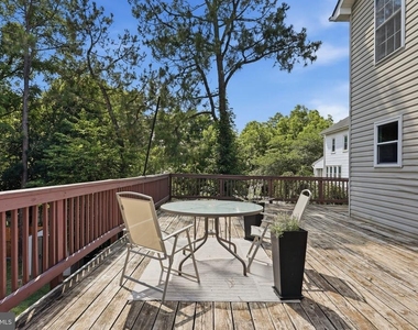 19 Fairview Avenue - Photo Thumbnail 33