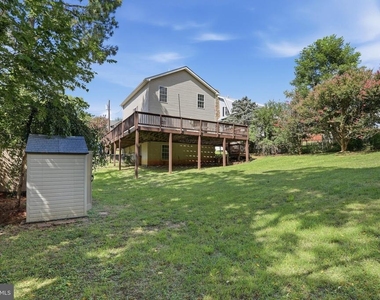 19 Fairview Avenue - Photo Thumbnail 37