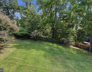 19 Fairview Avenue - Photo Thumbnail 35
