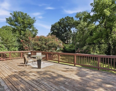 19 Fairview Avenue - Photo Thumbnail 31