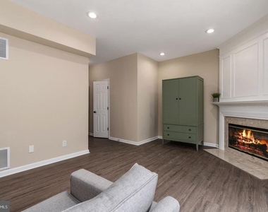 16877 Jed Forest Lane - Photo Thumbnail 8