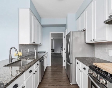 16877 Jed Forest Lane - Photo Thumbnail 10