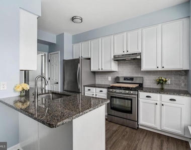 16877 Jed Forest Lane - Photo Thumbnail 9