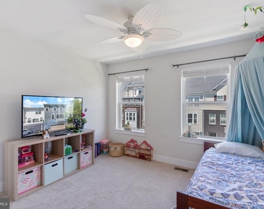 17713 Longspur Cove Lane - Photo Thumbnail 33