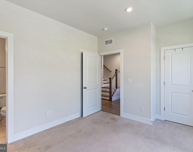 17713 Longspur Cove Lane - Photo Thumbnail 10